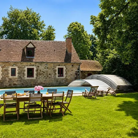 De La Mare Ronde - 2 Personnes - Le Jardin - Piscine Yvre-l'Eveque